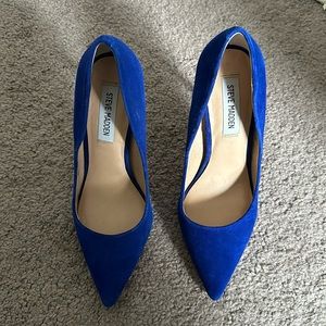 Steve Madden cobalt blue 7.5 pumps.